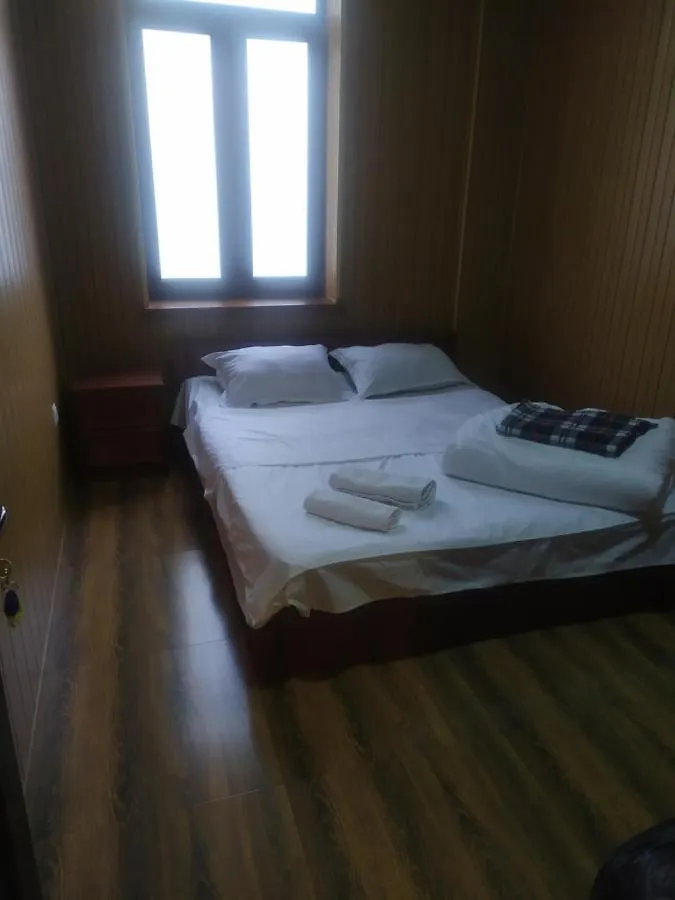 Avenue Hostel Тбилиси