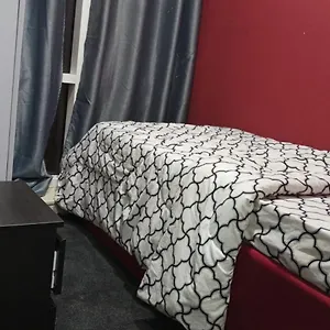 Paz Luxurious Space Капсульный отель Дубай